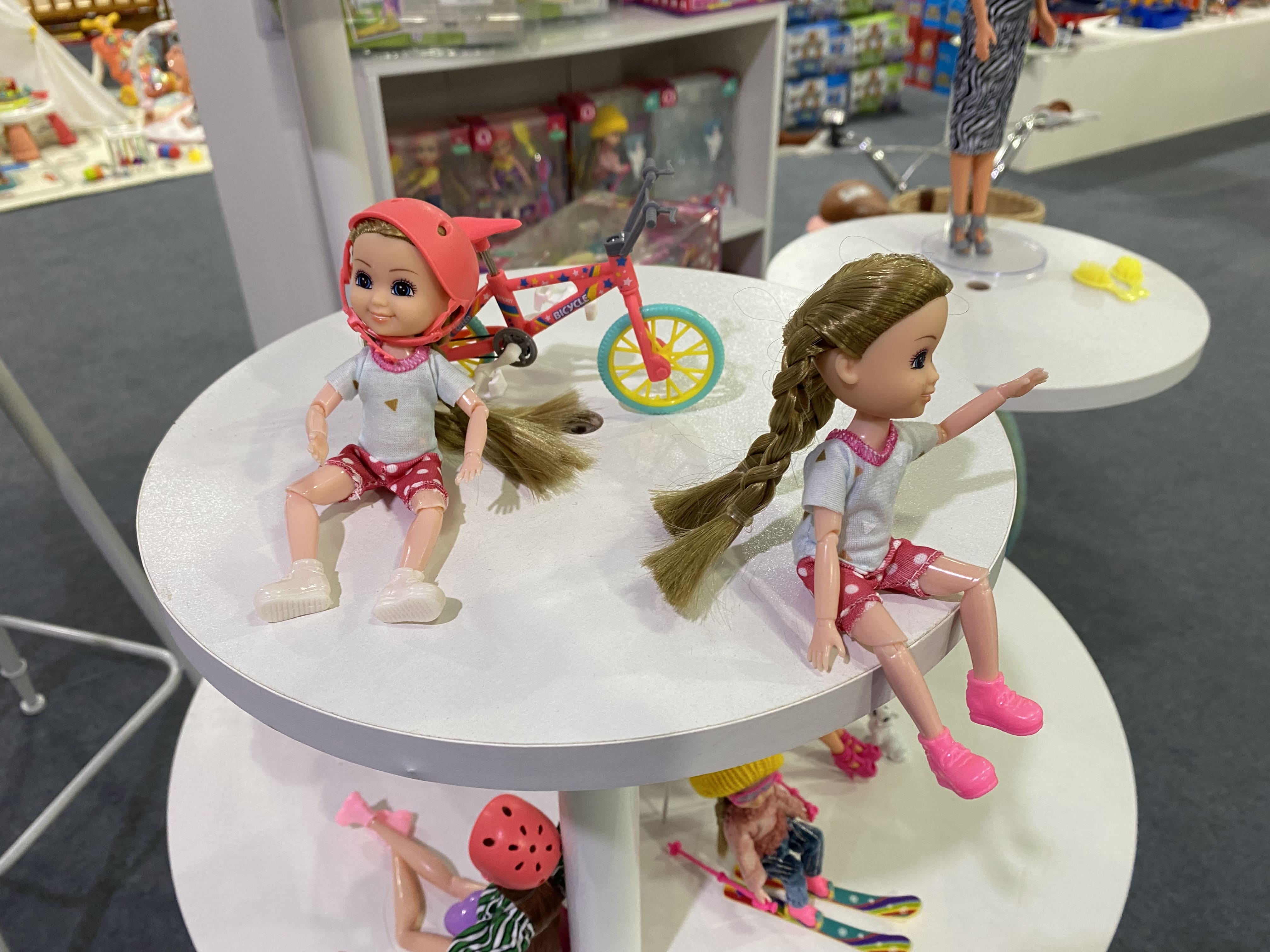 wholesale barbie dolls supplier